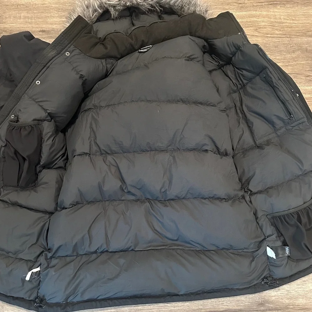 The North Face McMurdo Parka Men's Small Black 550 Down HyVent Winter Coat F12